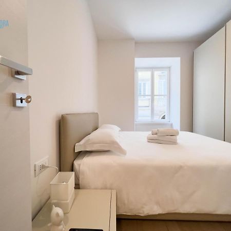 Cavana 2 Tirabora Short Rent 的里雅斯特 外观 照片